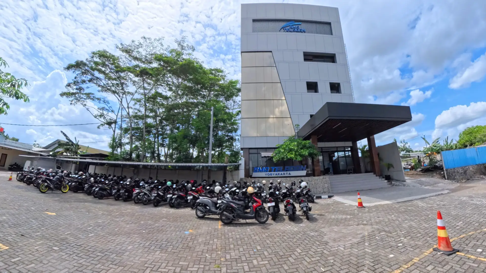 Gedung Utama